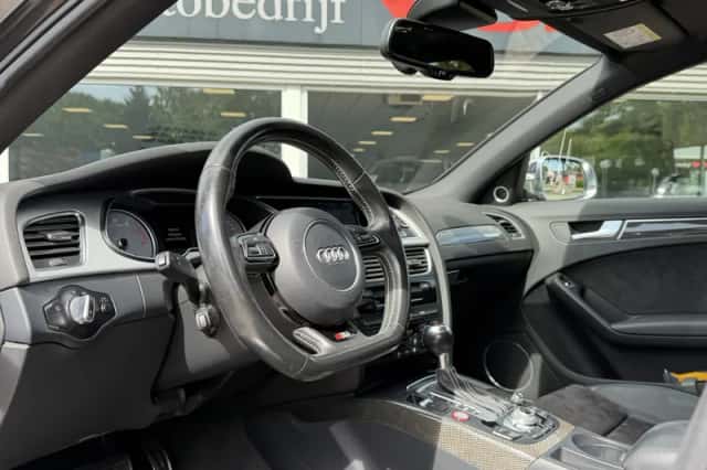 Audi S4 (2015) thumbnail 2