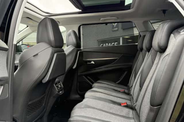 Peugeot 5008 (2020) thumbnail 6