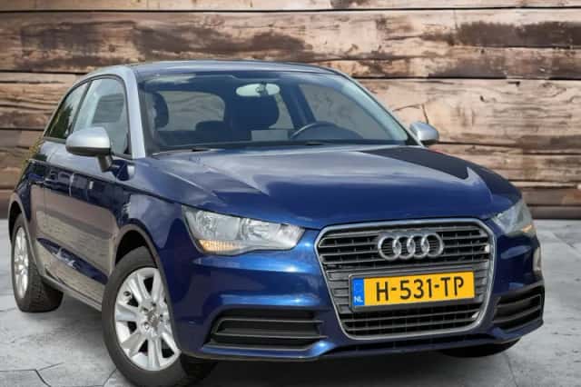 Audi A1 (2013) thumbnail 2