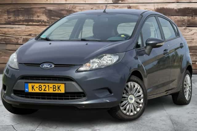 Ford Fiesta (2011) thumbnail 1