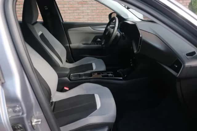 Opel Mokka (2024) thumbnail 4