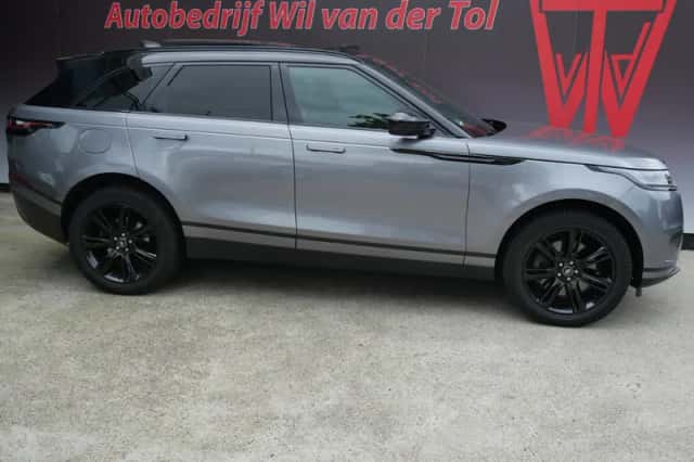 Land Rover Range Rover Velar (2023) thumbnail 1
