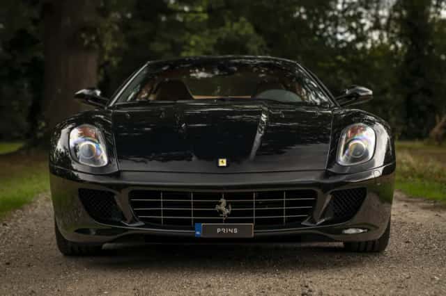 Ferrari 599 (2009) thumbnail 2