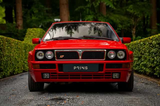 Lancia Delta (1992) thumbnail 2