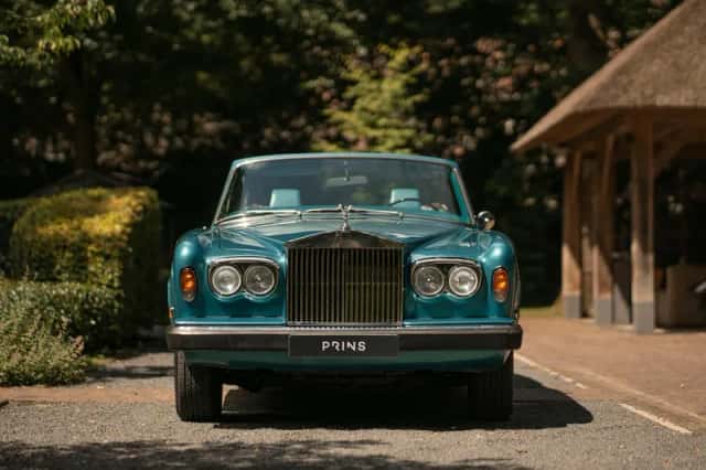 Rolls-Royce Corniche Convertible (1973) thumbnail 2