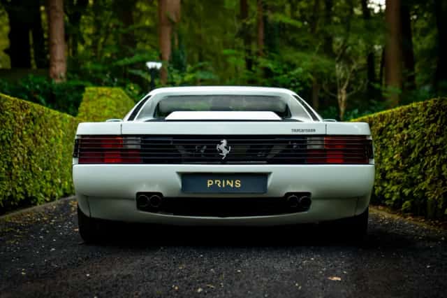 Ferrari Testarossa (1987) thumbnail 5