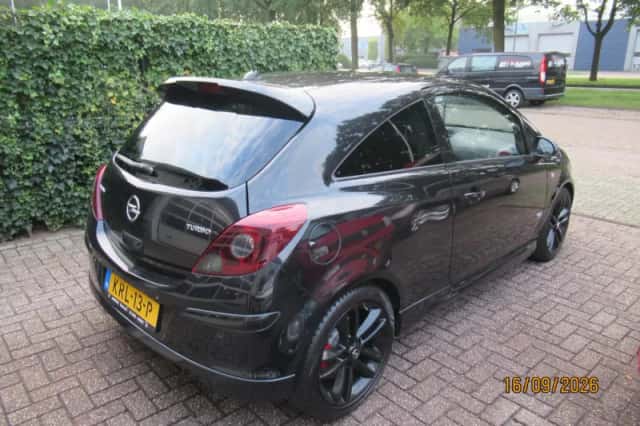 Opel Corsa (2012) thumbnail 6