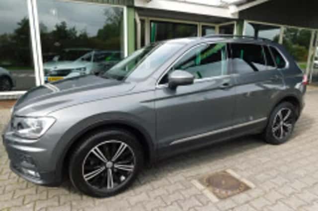 Volkswagen Tiguan (2019) thumbnail 5