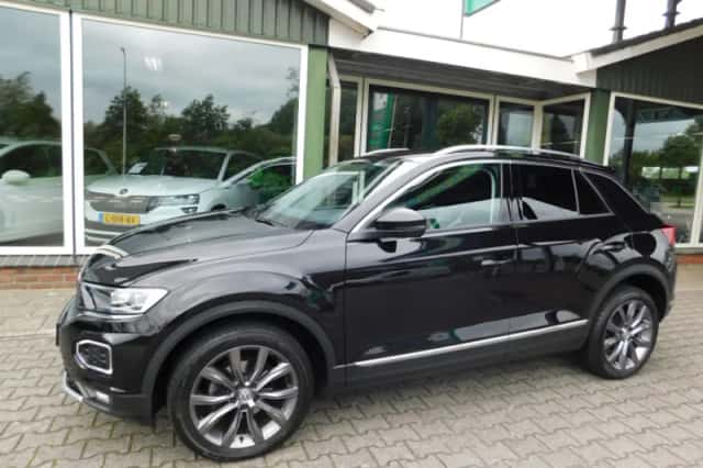 Volkswagen T-Roc (2021) thumbnail 1