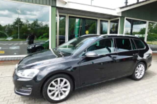 Volkswagen Golf (2015) thumbnail 5
