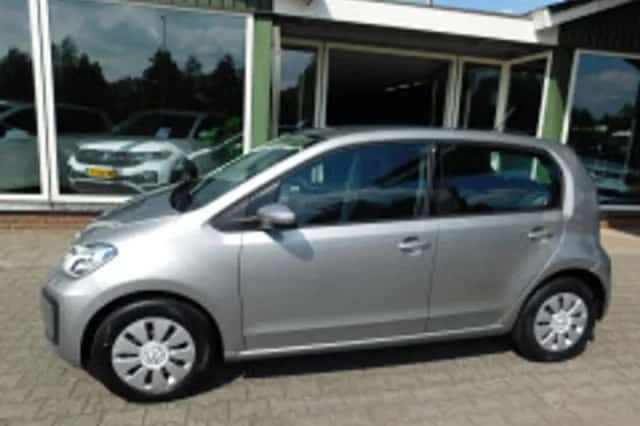 Volkswagen Up! (2018) thumbnail 5