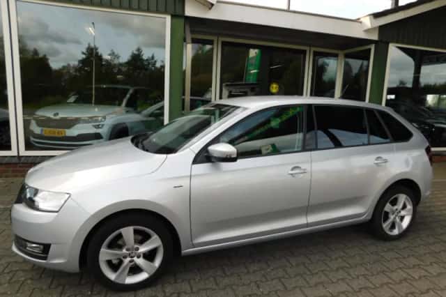 Škoda Rapid (2019) thumbnail 1