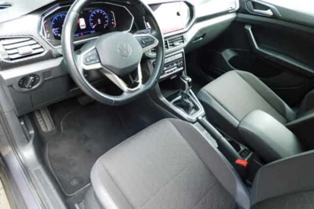Volkswagen T-Cross (2022) thumbnail 2