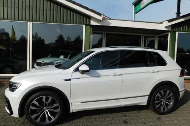 Volkswagen Tiguan (2020) thumbnail 1