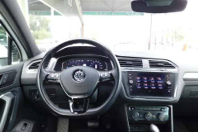 Volkswagen Tiguan (2020) thumbnail 3
