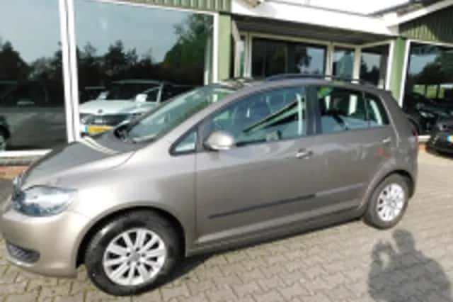 Volkswagen Golf (2013) thumbnail 6