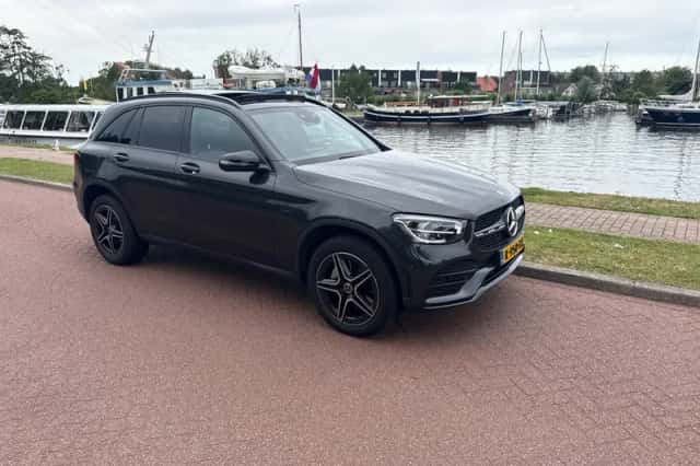Mercedes-Benz GLC-Klasse (2021) thumbnail 1