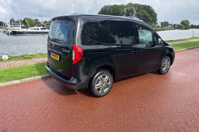 Mercedes-Benz Citan (2024) thumbnail 4