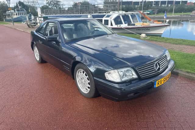 Mercedes-Benz SL-Klasse (1997) thumbnail 2