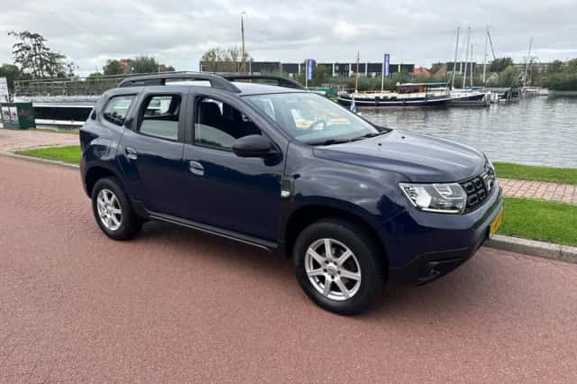 Dacia Duster (2019) thumbnail 3