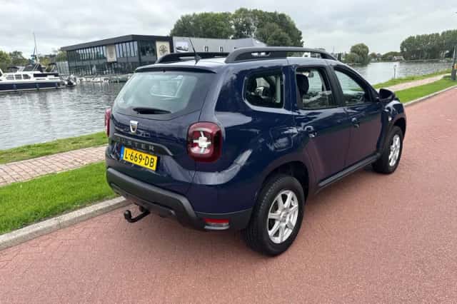 Dacia Duster (2019) thumbnail 5