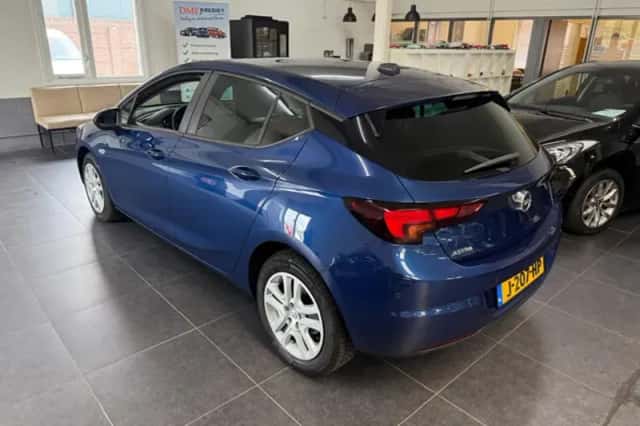 Opel Astra (2020) thumbnail 5