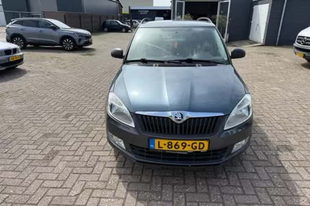 Škoda Fabia (2014) thumbnail 2