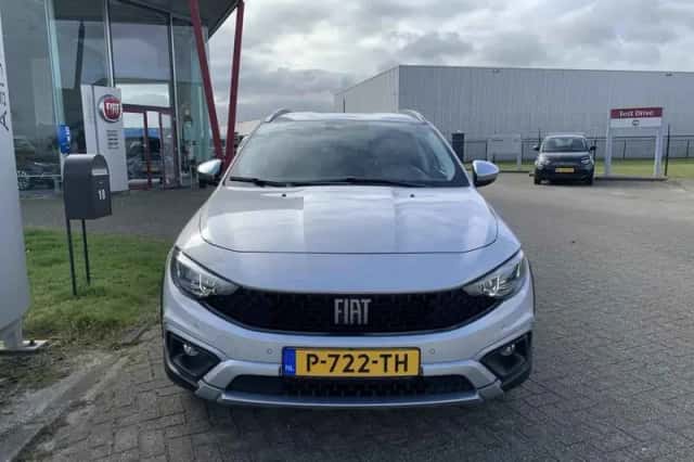 Fiat Tipo Cross (2021) thumbnail 5
