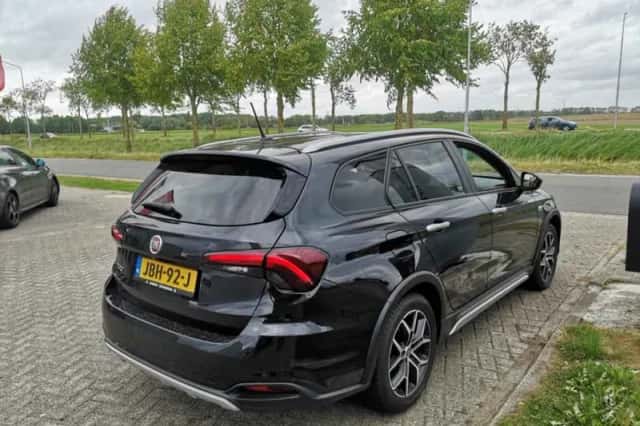 Fiat Tipo Cross (2023) thumbnail 6