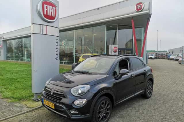 Fiat 500X (2018) thumbnail 3