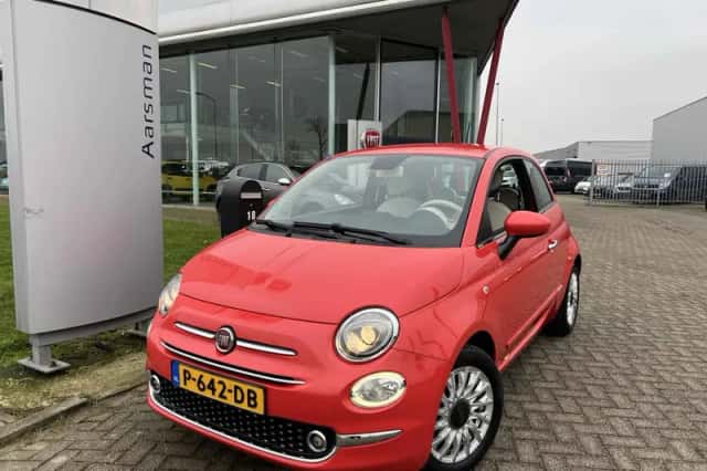 Fiat 500 (2019) thumbnail 1
