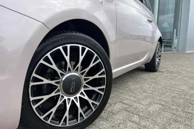 Fiat 500C (2020) thumbnail 3