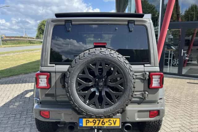 Jeep Wrangler (2022) thumbnail 6