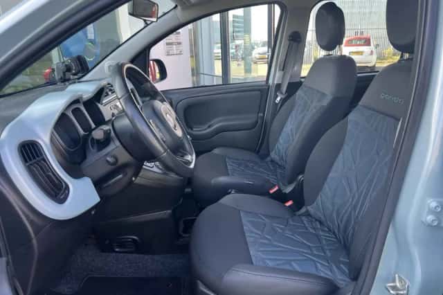 Fiat Panda (2020) thumbnail 2
