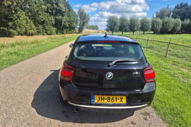 BMW 1-Serie (2012) thumbnail 3