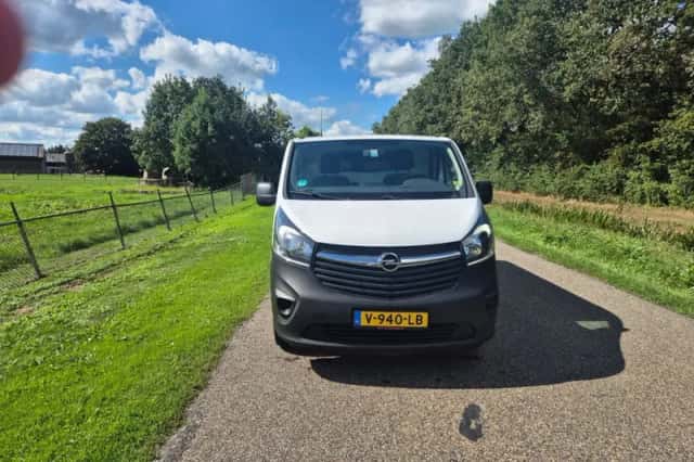 Opel Vivaro (2018) thumbnail 1