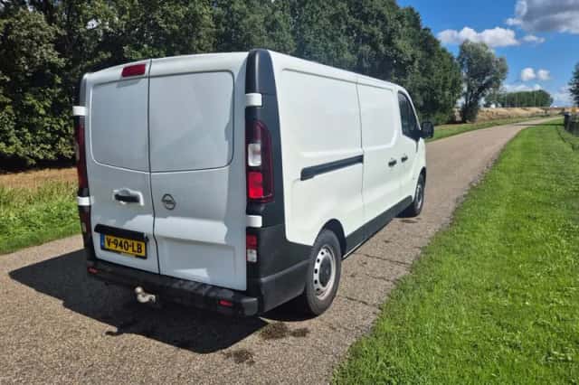 Opel Vivaro (2018) thumbnail 6