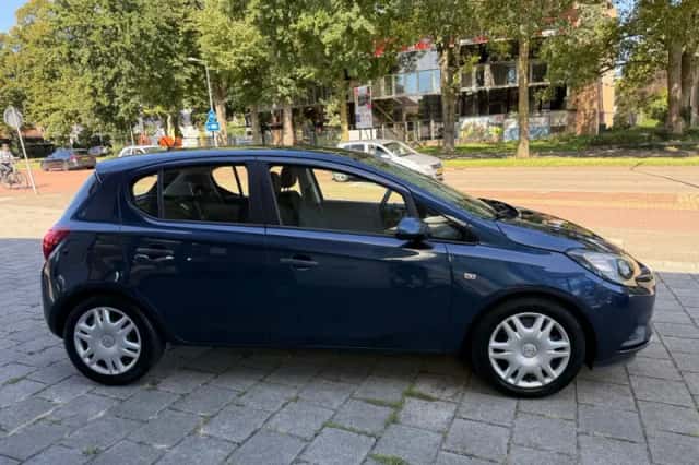 Opel Corsa (2016) thumbnail 4