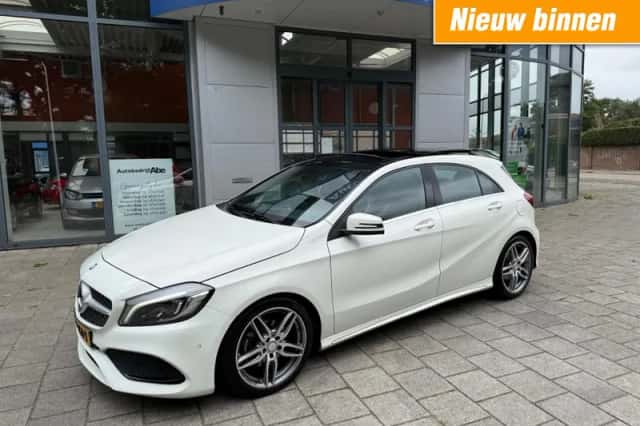 Mercedes-Benz A-Klasse (2015) thumbnail 1