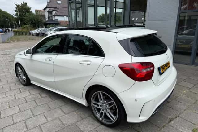 Mercedes-Benz A-Klasse (2015) thumbnail 5
