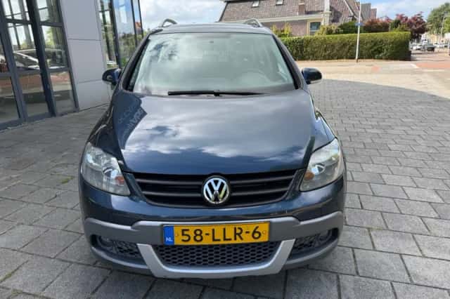 Volkswagen Golf Plus (2008) thumbnail 2