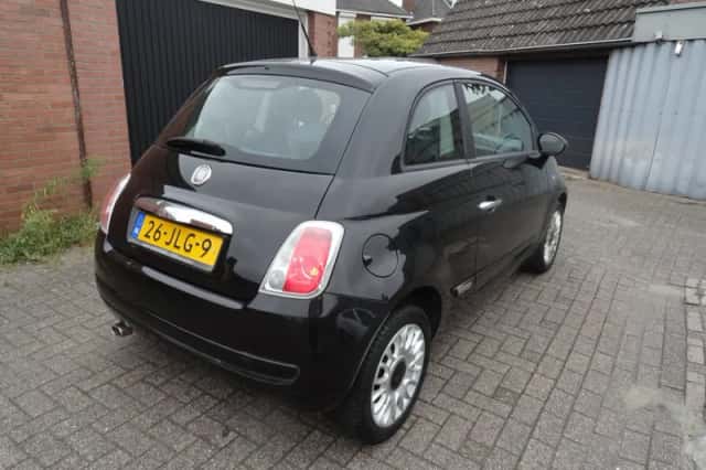 Fiat 500 (2009) thumbnail 4