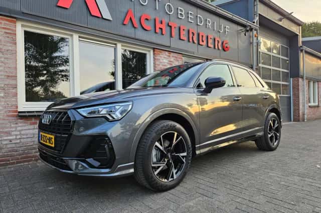 Audi Q3 (2020) thumbnail 1