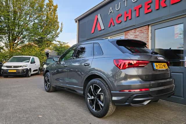Audi Q3 (2020) thumbnail 3