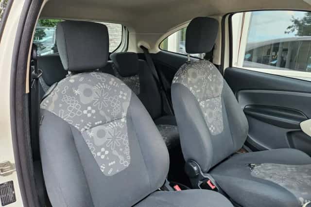 Ford Ka (2011) thumbnail 6