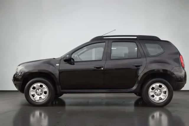 Dacia Duster (2010) thumbnail 3