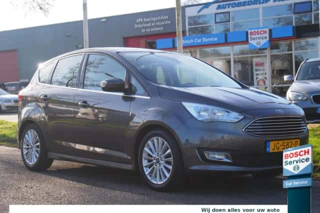 Ford C-Max (2016) thumbnail 1
