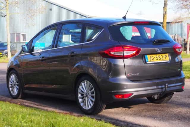 Ford C-Max (2016) thumbnail 5