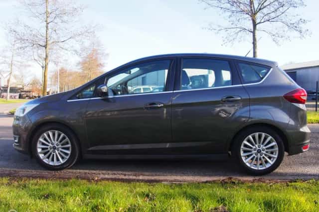 Ford C-Max (2016) thumbnail 6