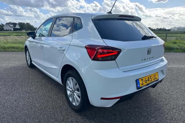 SEAT Ibiza (2019) thumbnail 5